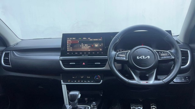 Second-hand 2021 Kia Seltos GTX Plus DCT for sale in Hyderabad-11