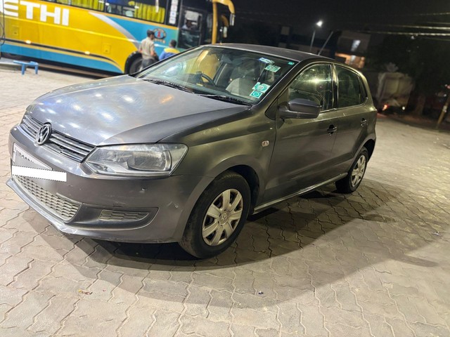 Second-hand 2010 Volkswagen Polo IPL II 1.2 Petrol Highline for sale in Lucknow-9