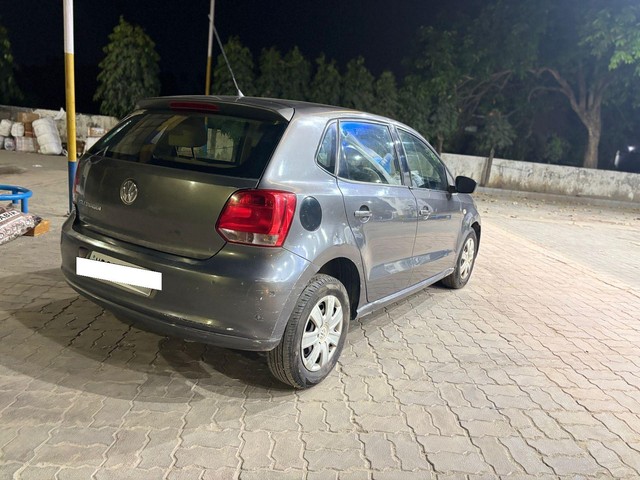 Second-hand 2010 Volkswagen Polo IPL II 1.2 Petrol Highline for sale in Lucknow-12