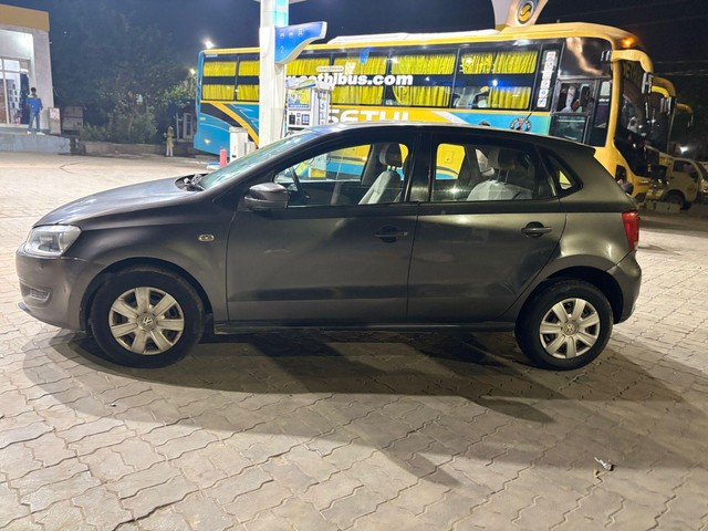 Second-hand 2010 Volkswagen Polo IPL II 1.2 Petrol Highline for sale in Lucknow-15