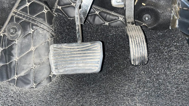 Second-hand 2022 Mahindra Thar LX Hard Top AT for sale in Hyderabad-14