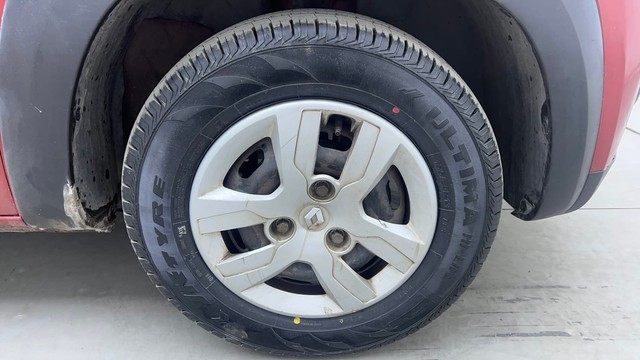 Second-hand 2018 Renault KWID 1.0 RXT AMT Opt for sale in Hyderabad-17