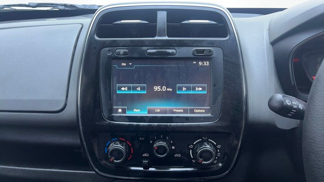 Second-hand 2018 Renault KWID 1.0 RXT AMT Opt for sale in Hyderabad-38