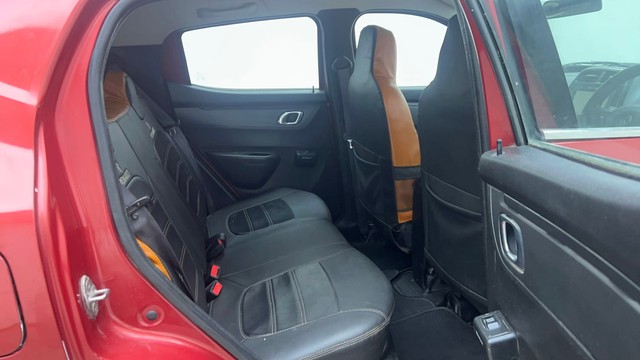 Second-hand 2018 Renault KWID 1.0 RXT AMT Opt for sale in Hyderabad-32