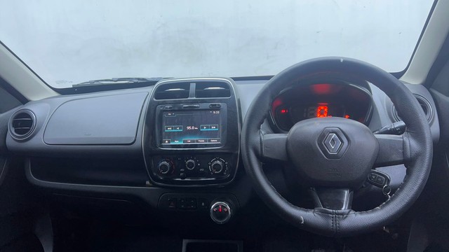 Second-hand 2018 Renault KWID 1.0 RXT AMT Opt for sale in Hyderabad-11