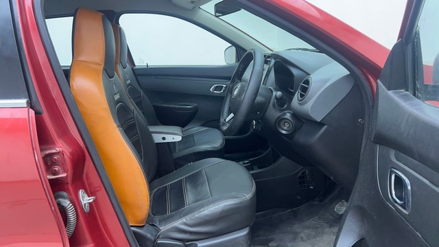 Second-hand 2018 Renault KWID 1.0 RXT AMT Opt for sale in Hyderabad-15