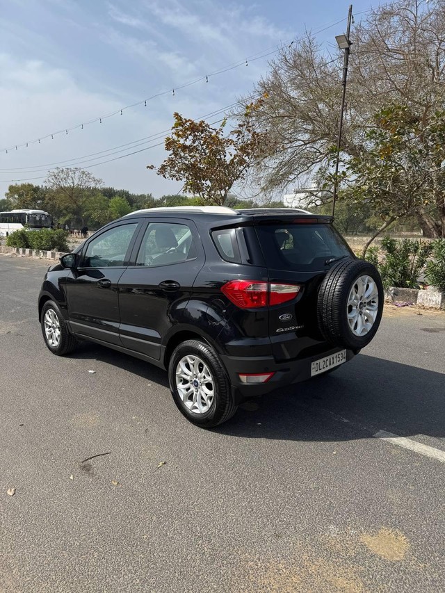 Second-hand 2017 Ford Ecosport 1.5 Petrol Titanium BSIV for sale in New Delhi-6