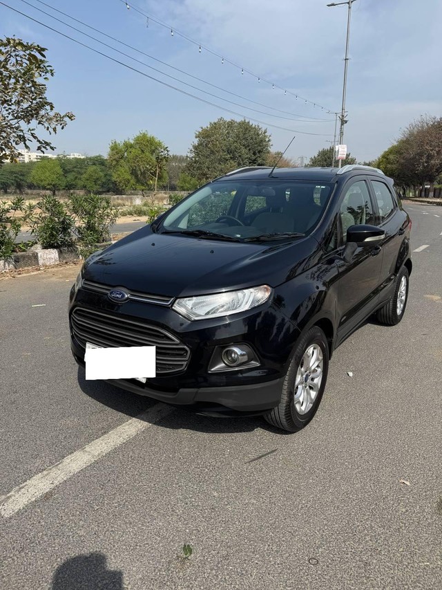 Second-hand 2017 Ford Ecosport 1.5 Petrol Titanium BSIV for sale in New Delhi-7