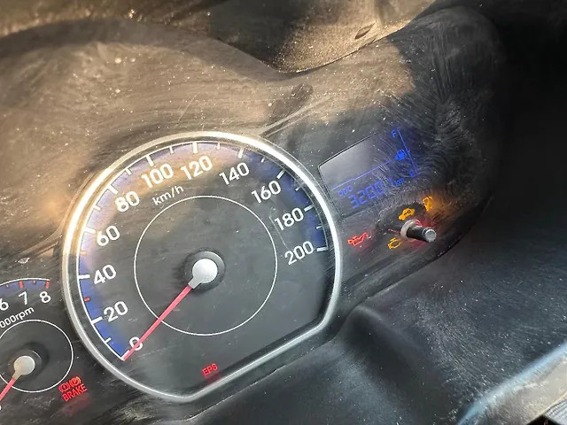 Hyundai i10 Asta AT Second-hand 2011 Hyundai i10 Asta AT for sale in Indore-5