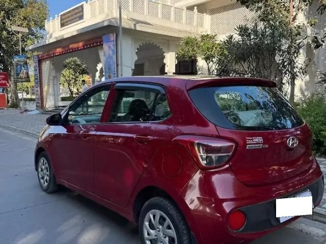 Hyundai Grand i10 1.2 Kappa Magna AT Second-hand 2018 Hyundai Grand i10 1.2 Kappa Magna AT for sale in Indore-3