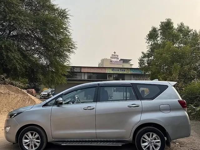 Second-hand 2016 Toyota Innova 2.5 ZX Diesel 7 Seater for sale in Indore-5