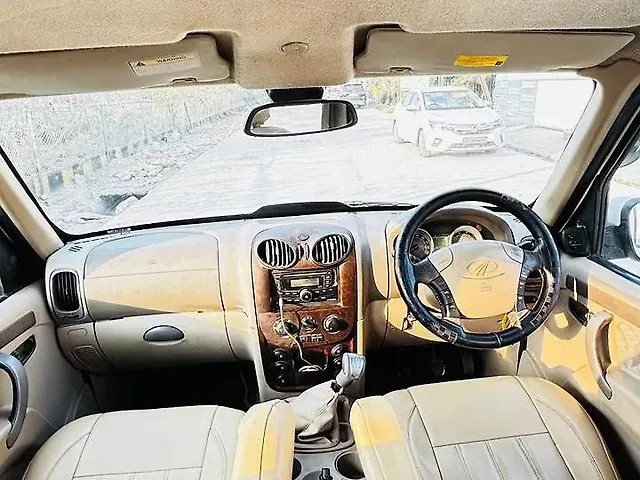 Second-hand 2013 Mahindra Scorpio VLX 2WD BSIII for sale in Indore-10