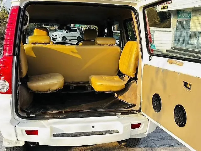 Second-hand 2013 Mahindra Scorpio VLX 2WD BSIII for sale in Indore-3