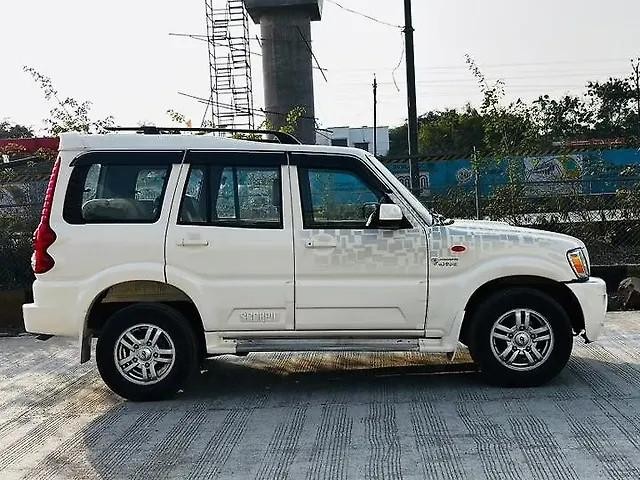 Second-hand 2013 Mahindra Scorpio VLX 2WD BSIII for sale in Indore-1