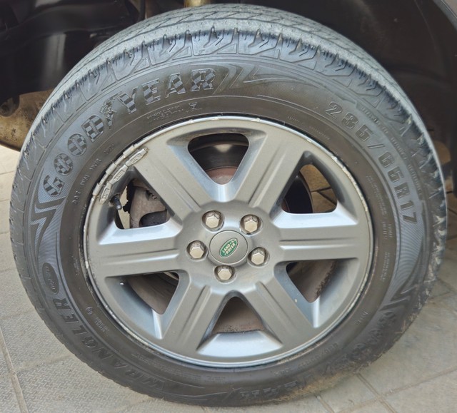 Second-hand 2014 Land Rover Freelander 2 SE for sale in Mumbai-9