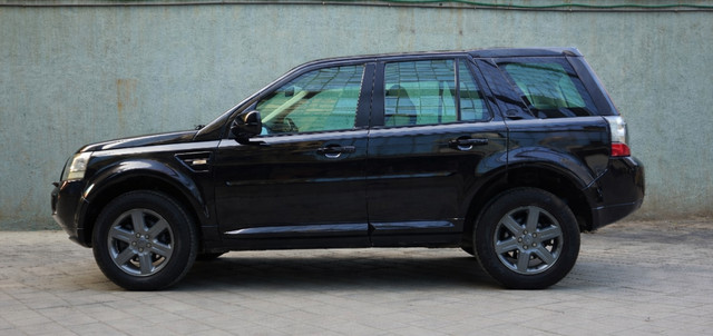 Second-hand 2014 Land Rover Freelander 2 SE for sale in Mumbai-4