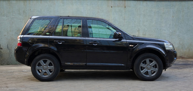 Second-hand 2014 Land Rover Freelander 2 SE for sale in Mumbai-1