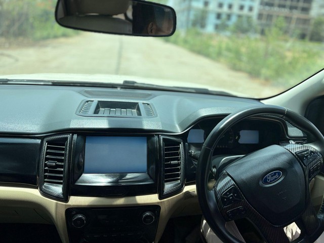 Ford Endeavour 3.2 Trend AT 4X4 Second-hand 2016 Ford Endeavour 3.2 Trend AT 4X4 for sale in Bhopal-7