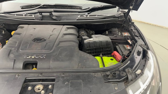 Second-hand 2018 Mahindra XUV500 W11 AT BSIV for sale in Kolkata-37