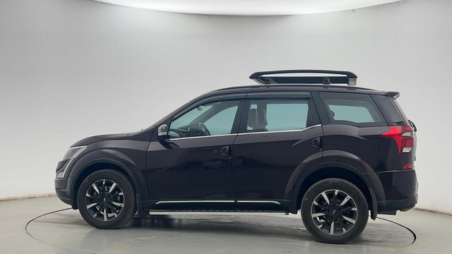 Second-hand 2018 Mahindra XUV500 W11 AT BSIV for sale in Kolkata-6