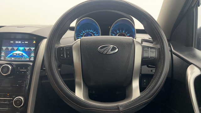 Second-hand 2018 Mahindra XUV500 W11 AT BSIV for sale in Kolkata-23