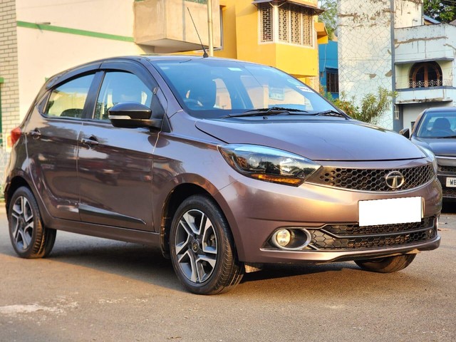 Tata Tiago XZ Plus Second-hand 2019 Tata Tiago XZ Plus for sale in Kolkata-0