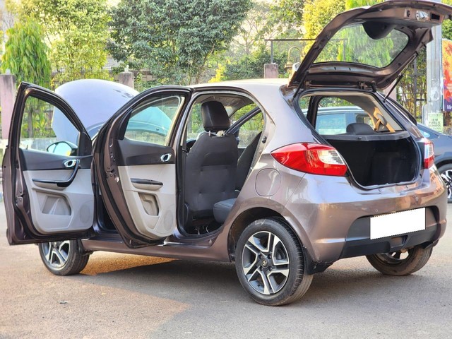 Tata Tiago XZ Plus Second-hand 2019 Tata Tiago XZ Plus for sale in Kolkata-15
