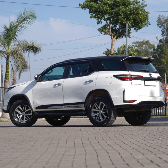 Second-hand 2016 Toyota Fortuner 4x2 Manual for sale in Karnal-3