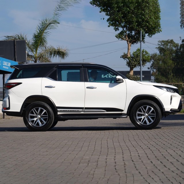 Second-hand 2016 Toyota Fortuner 4x2 Manual for sale in Karnal-8