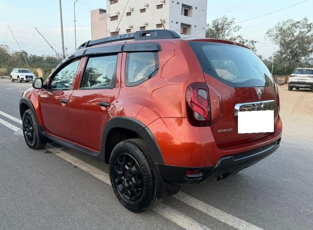Second-hand 2017 Renault Duster SANDSTORM RXS 85 PS for sale in New Delhi-3