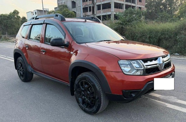 Second-hand 2017 Renault Duster SANDSTORM RXS 85 PS for sale in New Delhi-10