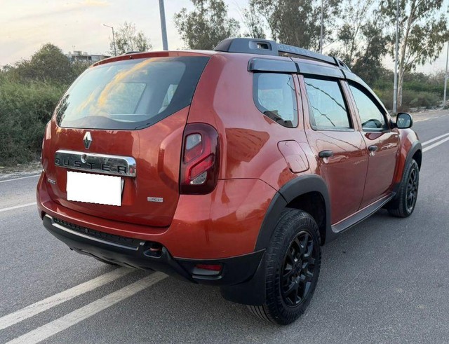 Second-hand 2017 Renault Duster SANDSTORM RXS 85 PS for sale in New Delhi-7