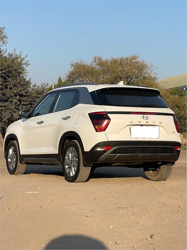 Second-hand 2023 Hyundai Creta SX IVT for sale in New Delhi-9