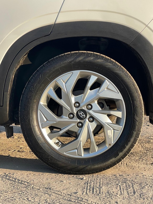 Second-hand 2023 Hyundai Creta SX IVT for sale in New Delhi-6