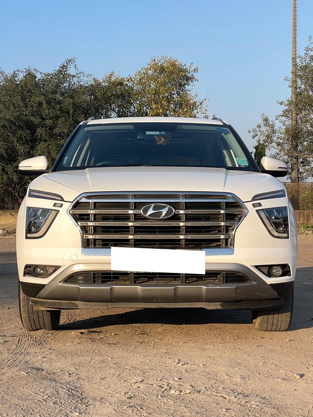 Second-hand 2023 Hyundai Creta SX IVT for sale in New Delhi-12