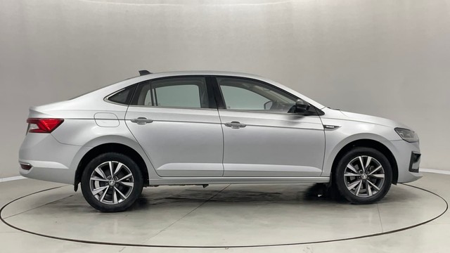 Second-hand 2022 Skoda Slavia 1.0 TSI Style AT BSVI for sale in Jaipur-2