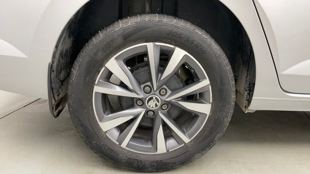 Second-hand 2022 Skoda Slavia 1.0 TSI Style AT BSVI for sale in Jaipur-18