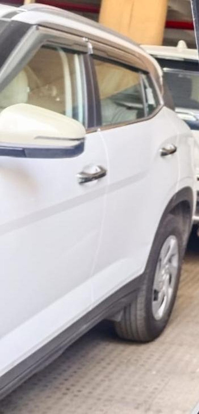 Second-hand 2016 BMW 3 Series 320i Luxury Line for sale in Mumbai-18