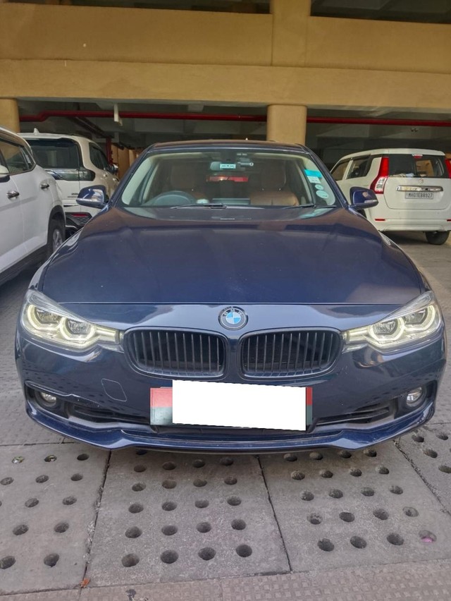 Second-hand 2016 BMW 3 Series 320i Luxury Line for sale in Mumbai-3