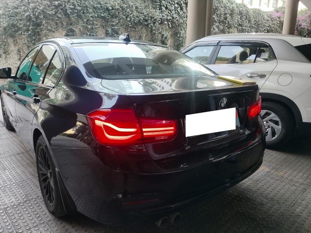 Second-hand 2016 BMW 3 Series 320i Luxury Line for sale in Mumbai-6