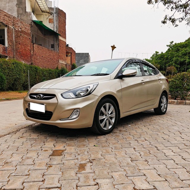 Second-hand 2013 Hyundai Verna 1.6 SX VTVT for sale in Gurgaon-4