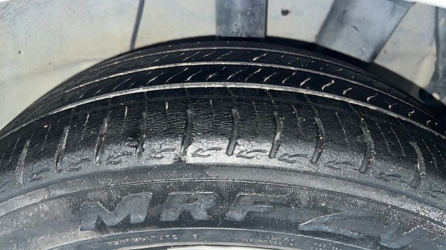 Second-hand 2020 Hyundai Aura SX Plus AMT Diesel for sale in Lucknow-37