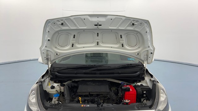 Second-hand 2020 Hyundai Aura SX Plus AMT Diesel for sale in Lucknow-8