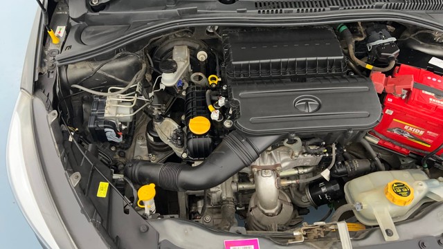 Second-hand 2022 Tata Tiago XZ Plus for sale in Lucknow-36