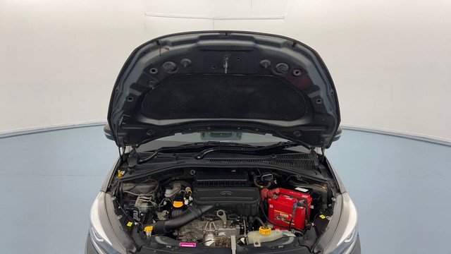 Second-hand 2022 Tata Tiago XZ Plus for sale in Lucknow-8