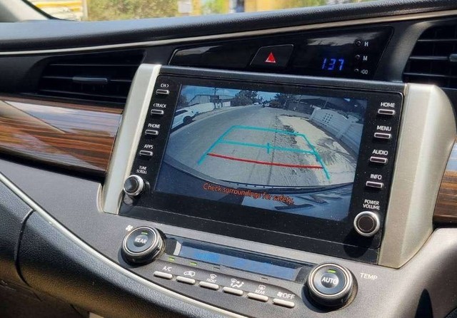 Toyota Innova Crysta 2.4 ZX 7 STR Second-hand 2022 Toyota Innova Crysta 2.4 ZX 7 STR for sale in Coimbatore-5