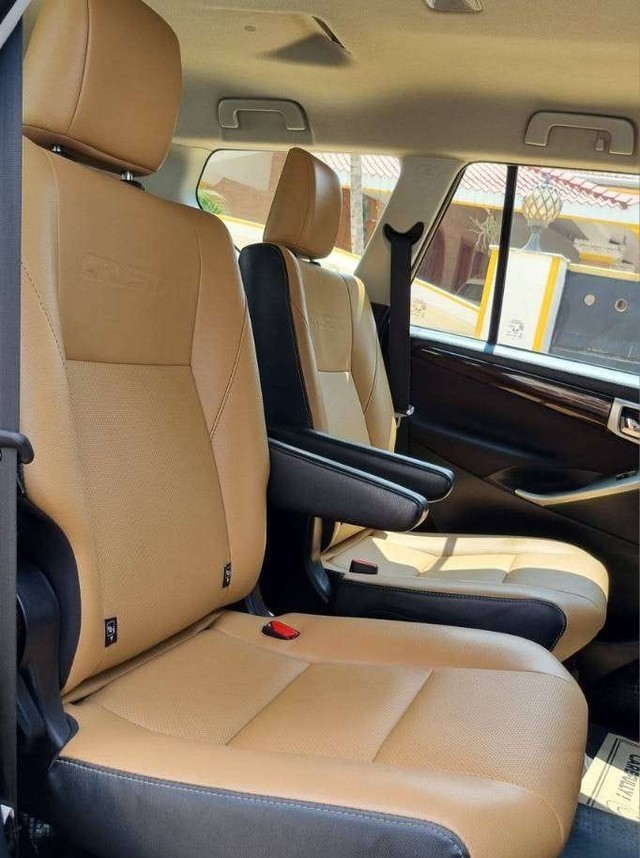 Toyota Innova Crysta 2.4 ZX 7 STR Second-hand 2022 Toyota Innova Crysta 2.4 ZX 7 STR for sale in Coimbatore-9