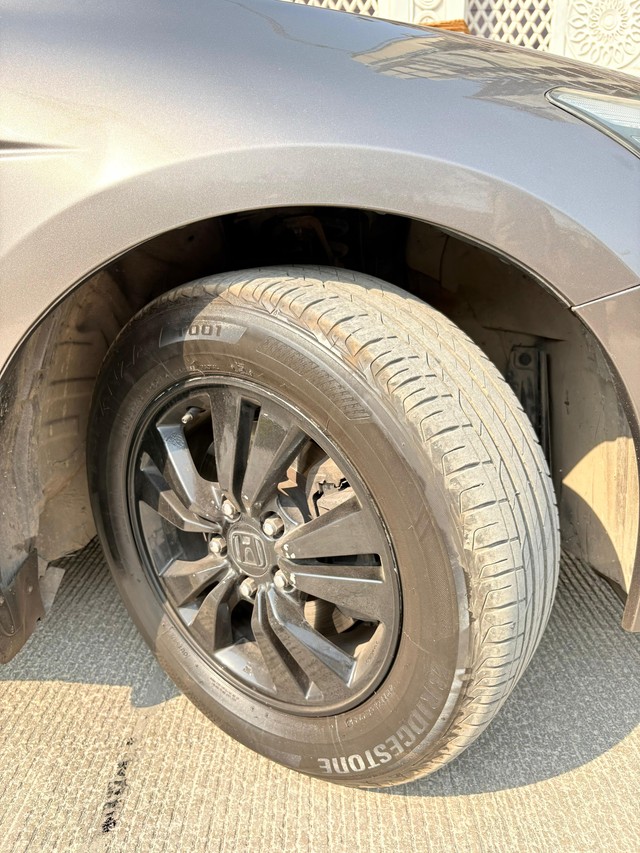 Honda New Accord 2.4 A/T Second-hand 2012 Honda New Accord 2.4 A/T for sale in Mumbai-3