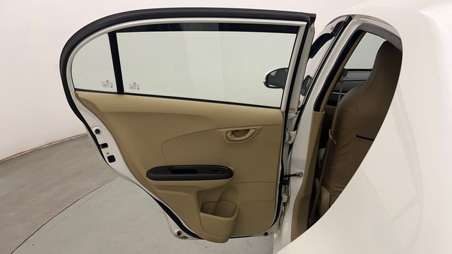 Second-hand 2017 Honda Amaze 2nd Gen S for sale in Chandigarh-30