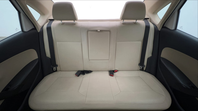 Second-hand 2020 Ford Fiesta Petrol Style for sale in Chandigarh-26